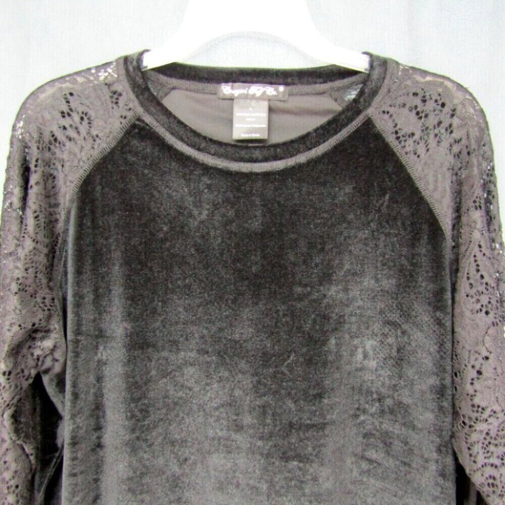 Cowgirl Tuff Black Velvet Long Lace Sleeve Top Womens Size L Velour New Tag - Picture 2 of 10